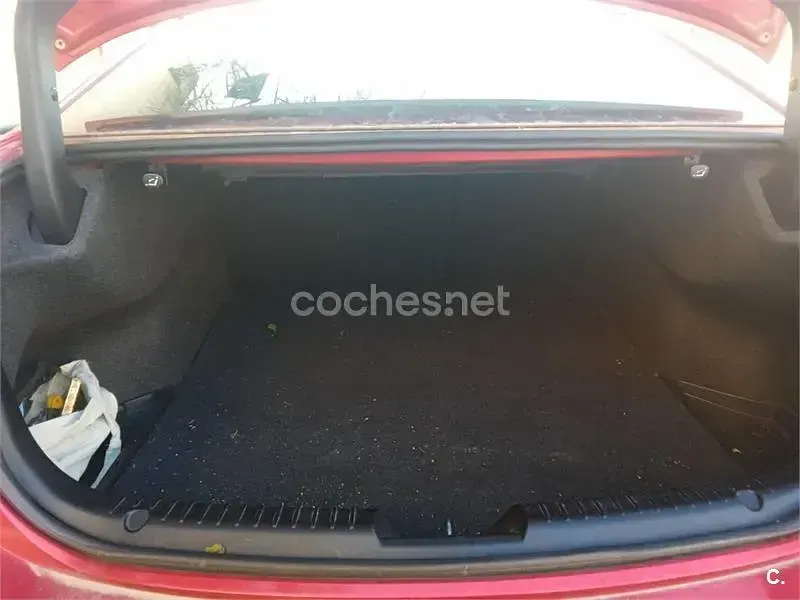 Usado Mazda 6 Style 150 CV (110 kW) 2016 Rojo Berlina