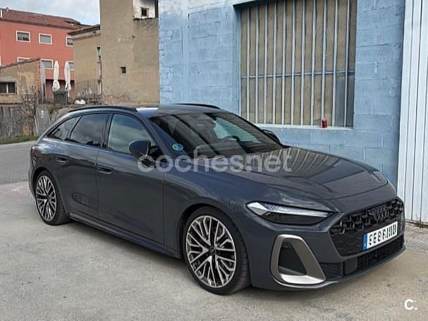 Usado Audi A5 S-Line 204 CV (150 kW) 2024 Negro Familiar