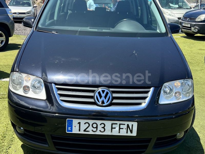 Negro Usado 2007 VW Touran Edition Monovolumen | 4999 € (Precio justo) - Imagen 1/4