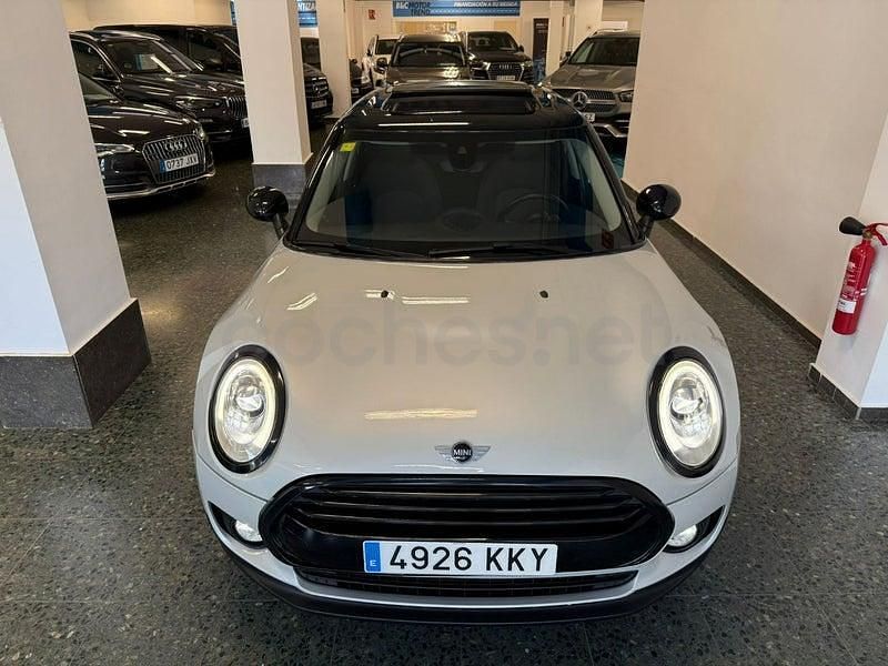 Usado Mini Cooper D Clubman 150 CV (110 kW) 2018 Gris / plata Familiar