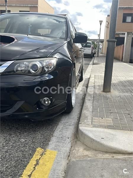 Negro Usado 2008 Subaru Impreza Berlina | 15.500 € - Imagen 1/4