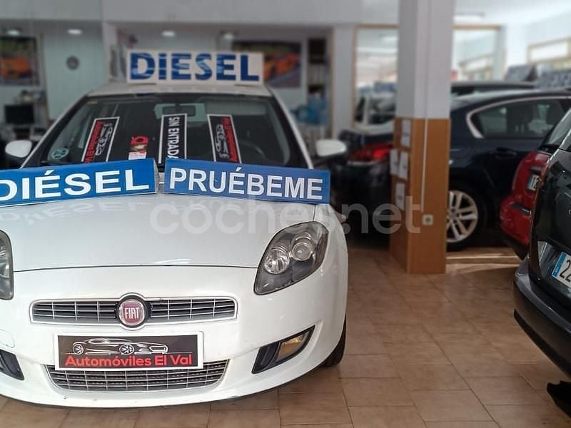 Blanco Usado 2011 Fiat Bravo Dynamic Utilitario | 3790 € (Precio justo) - Imagen 1/4