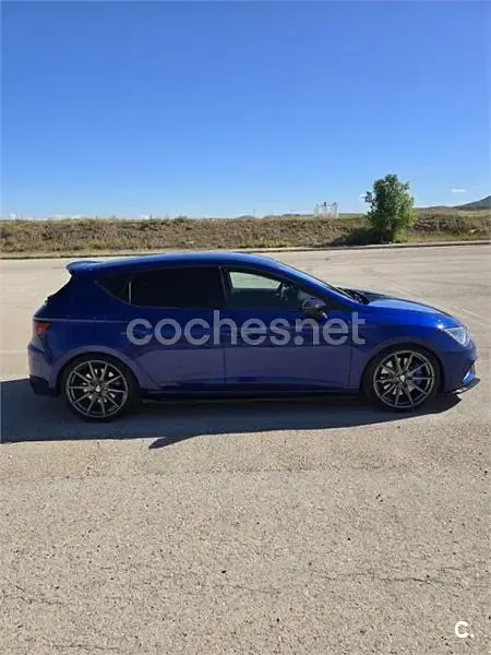 Usado Seat Leon CUPRA 290 CV (213 kW) 2019 Azul Berlina