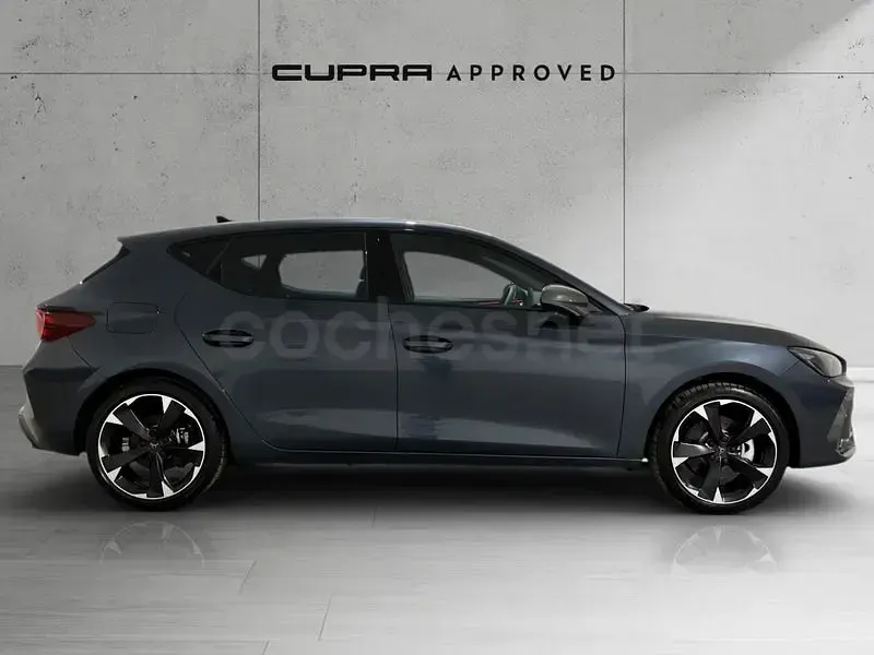 Nuevo Cupra Leon 204 CV (150 kW) 2025 Gris / plata Berlina