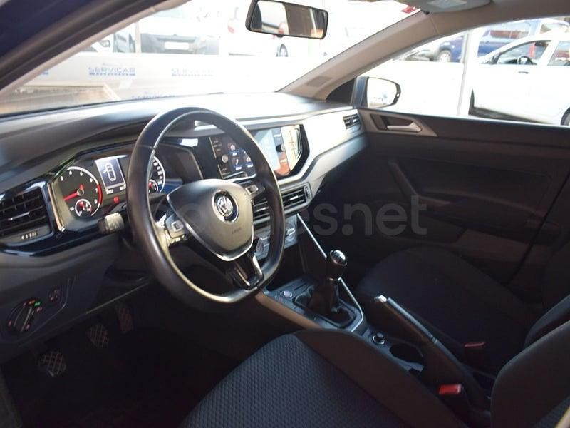 Usado VW Polo Advance 95 CV (69 kW) 2021 Naranja Utilitario