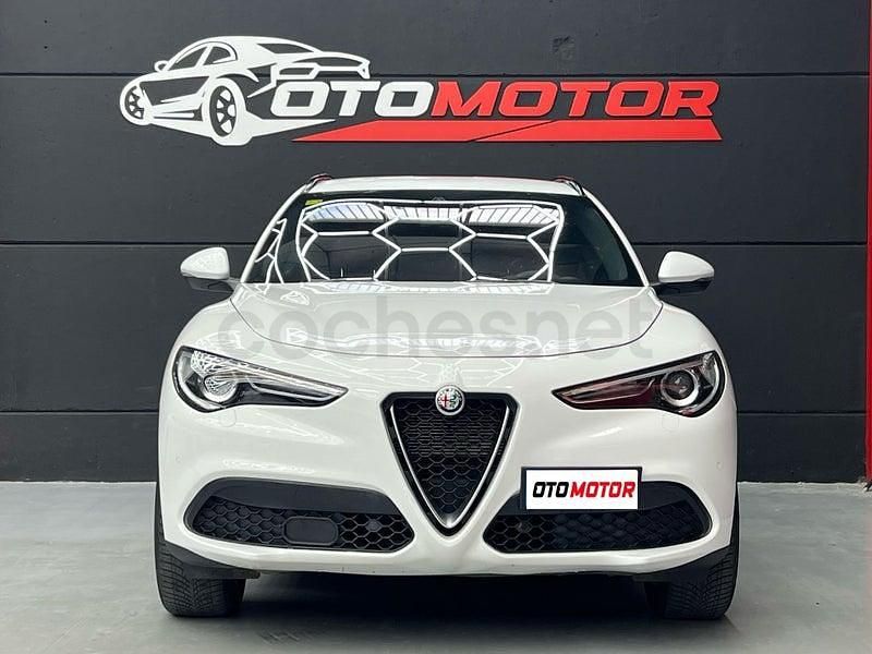 Usado Alfa Romeo Stelvio 200 CV (147 kW) 2020 Blanco SUV