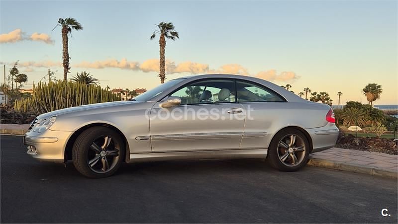 Gris / plata Usado 2005 Mercedes CLK240 Elegance Coupe | 6750 € (Precio justo) - Imagen 1/4