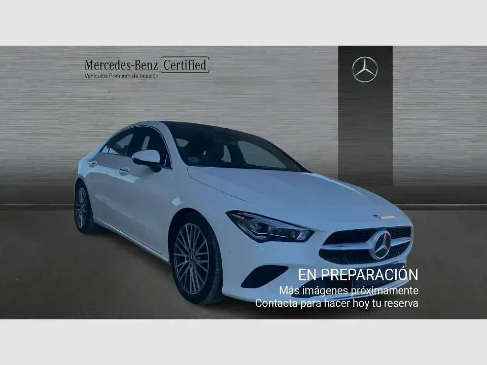 Usado Mercedes CLA200 163 CV (119 kW) 2022 Blanco Coupe