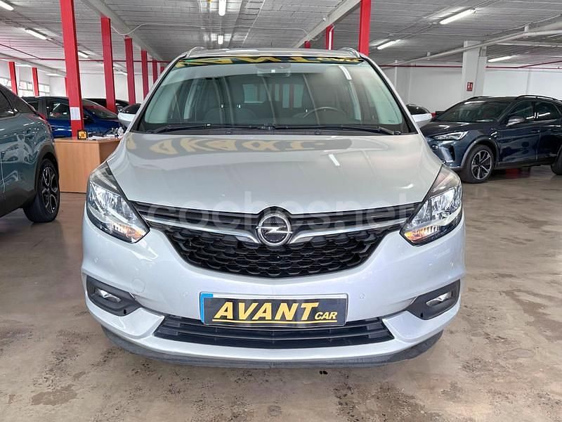 Usado Opel Zafira Innovation 136 CV (100 kW) 2019 Gris / plata Monovolumen
