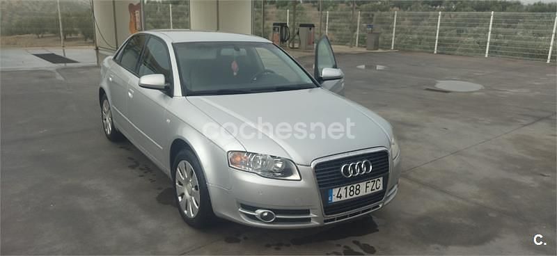 Gris / plata Usado 2006 Audi A4 Familiar | 5250 € (Precio justo) - Imagen 1/4