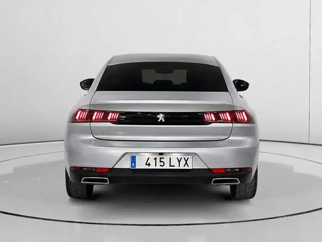 Usado Peugeot 508 Allure 131 CV (96 kW) 2022 Gris Berlina