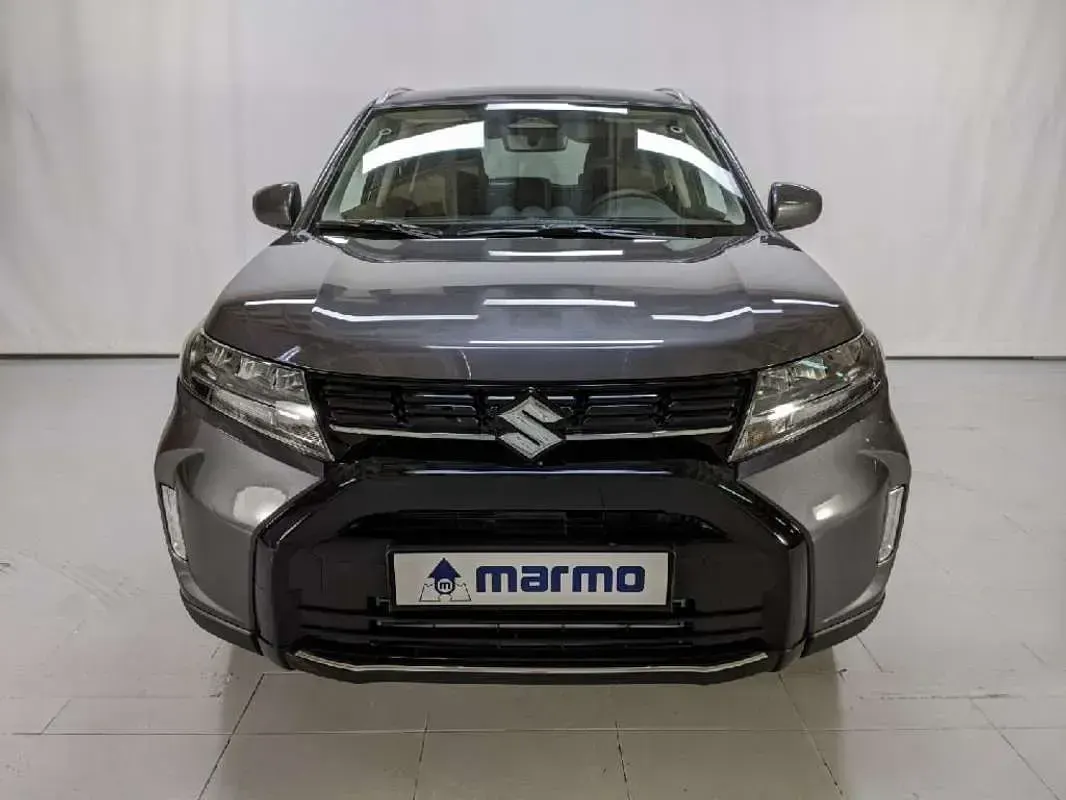 Nuevo Suzuki Vitara 110 CV (80 kW) 2026 Gris SUV
