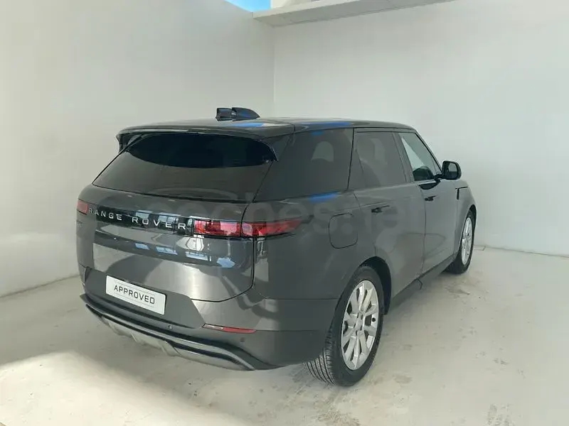 Usado Land Rover Range Rover Sport SE 300 CV (220 kW) 2025 Gris / plata SUV