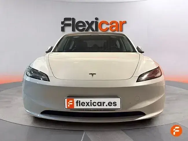 Usado Tesla Model 3 RWD 208 kW (283 CV) 2024 Blanco Berlina