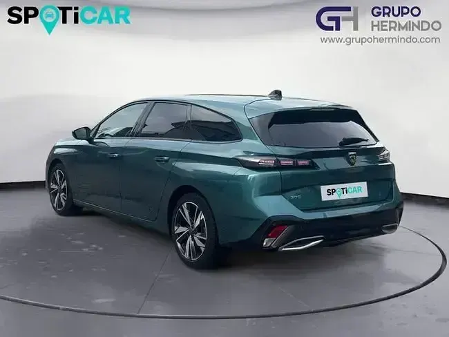Usado Peugeot 308 SW Allure 130 CV (95 kW) 2022 Azul Familiar