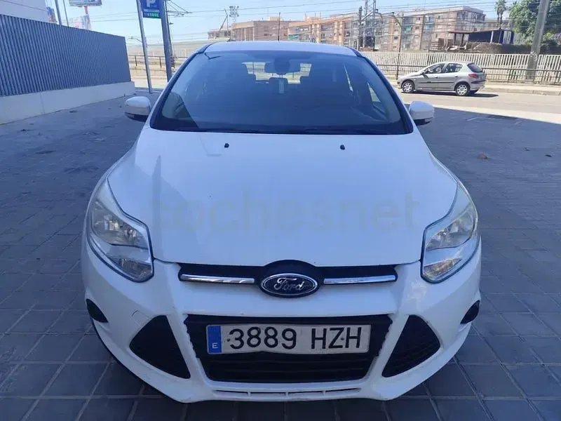 Usado Ford Focus Titanium 115 CV (84 kW) 2013 Blanco Berlina