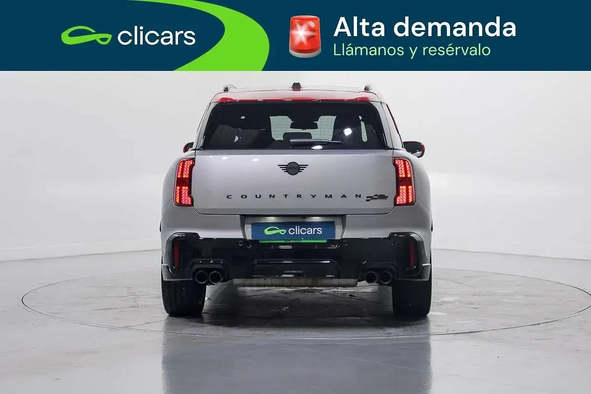 Usado Mini John Cooper Works 300 CV (220 kW) 2024 Plateado Utilitario
