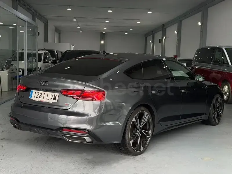 Usado Audi A5 Sportback S-Line 204 CV (150 kW) 2022 Gris / plata Utilitario