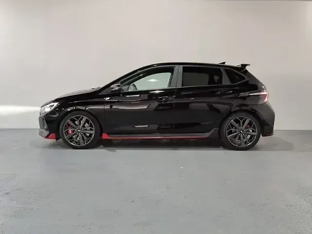 Usado Hyundai i20 204 CV (150 kW) 2025 Negro Utilitario