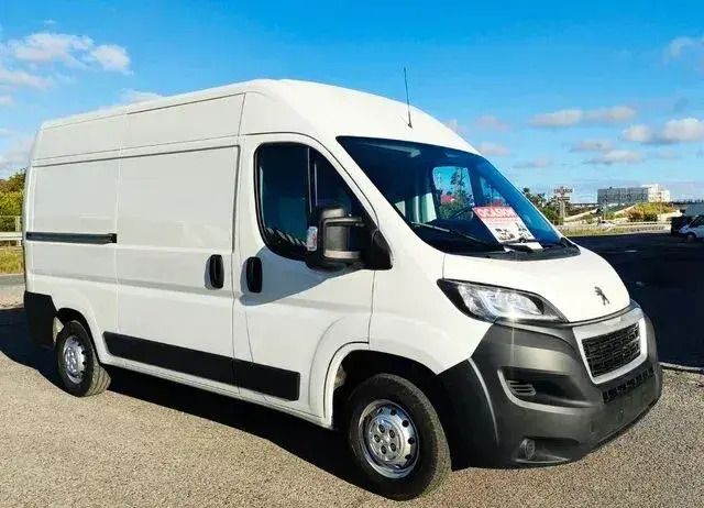 Usado Peugeot Boxer S 140 CV (102 kW) 2021 Blanco Van