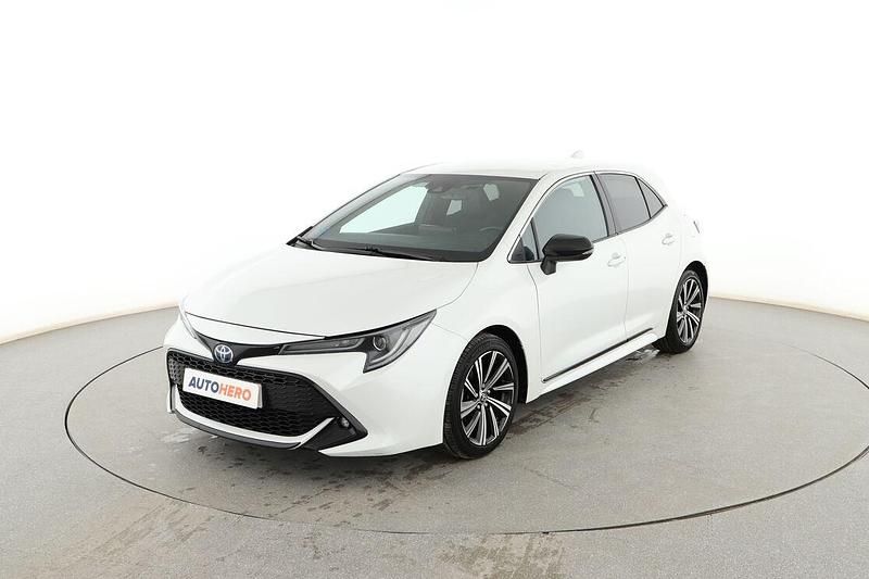 Usado Toyota Corolla Style 122 CV (89 kW) 2022 Blanco Berlina