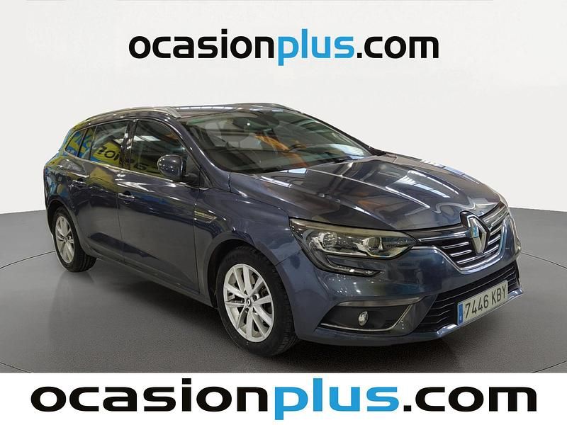 Usado Renault Mégane IV Zen 130 CV (95 kW) 2017 Gris Familiar