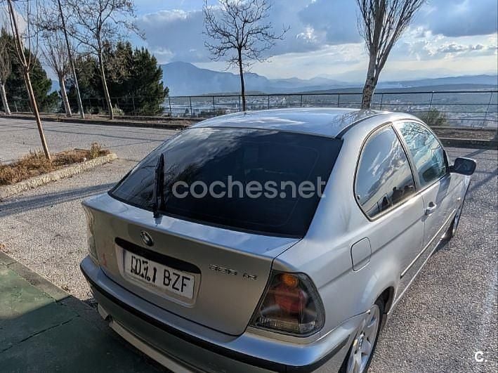 Usado BMW 320 150 CV (110 kW) 2002 Gris / plata Berlina