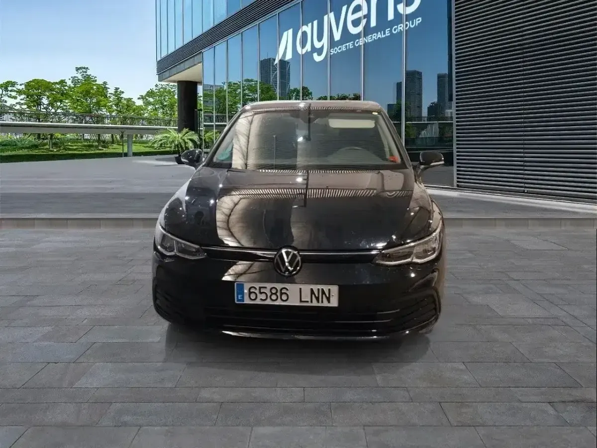 Usado VW Golf VII Life 115 CV (84 kW) 2021 Negro Utilitario