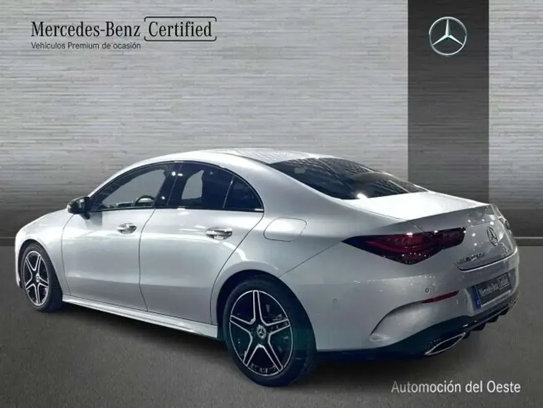 Usado Mercedes CLA220 192 CV (141 kW) 2025 Plateado Berlina