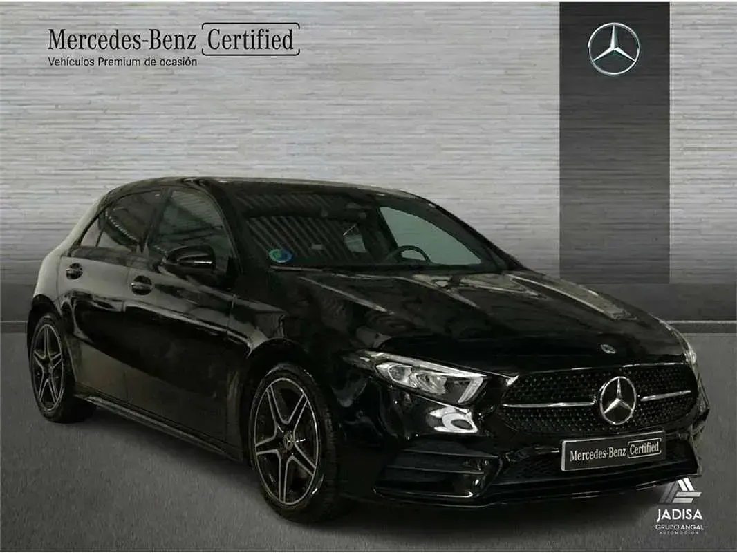 Usado Mercedes A180 136 CV (100 kW) 2025 Berlina