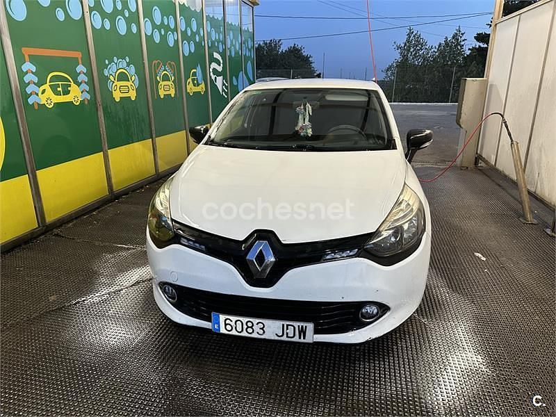Usado Renault Clio IV Business 75 CV (55 kW) 2015 Blanco Berlina