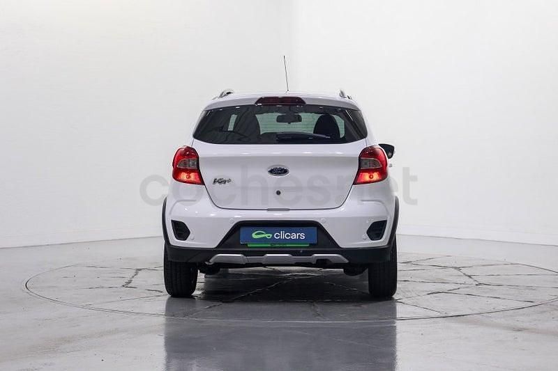 Usado Ford Ka Plus Ultimate 85 CV (62 kW) 2019 Blanco Utilitario