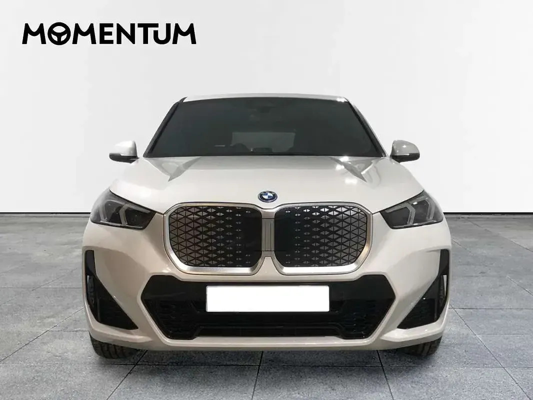 Usado BMW iX1 230 kW (313 CV) 2025 Blanco SUV