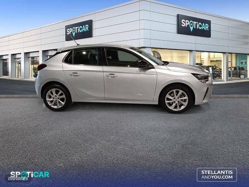 Usado Opel Corsa Elegance 101 CV (74 kW) 2022 Plata Berlina