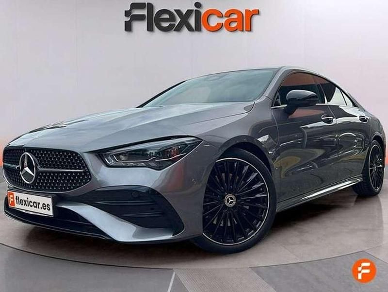 Usado Mercedes CLA220 190 CV (139 kW) 2023 Gris Berlina