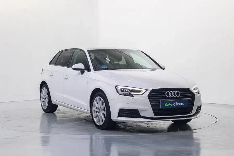 Occasion Audi A3 Design 110 PK (80 kW) 2017 Wit Sedan