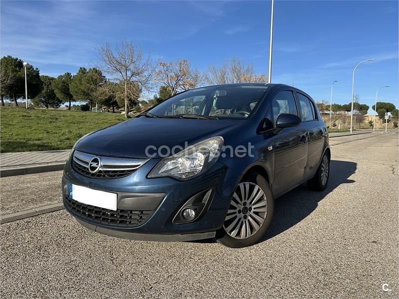 Usado Opel Corsa Selective 85 CV (62 kW) 2014 Azul Utilitario