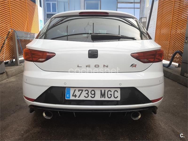 Usado Seat Leon ST FR 150 CV (110 kW) 2020 Blanco Familiar