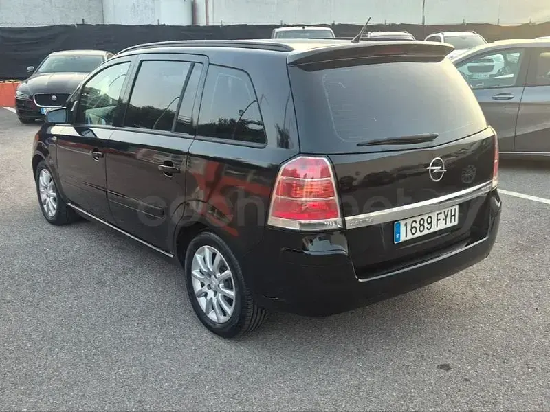 Usado Opel Zafira Enjoy 120 CV (88 kW) 2007 Negro Monovolumen