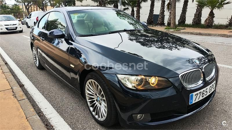 Usado BMW 320 177 CV (130 kW) 2009 Azul Coupe