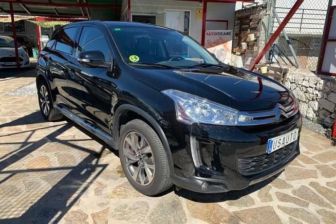 Usado Citroën C4 115 CV (84 kW) 2015 Negro SUV