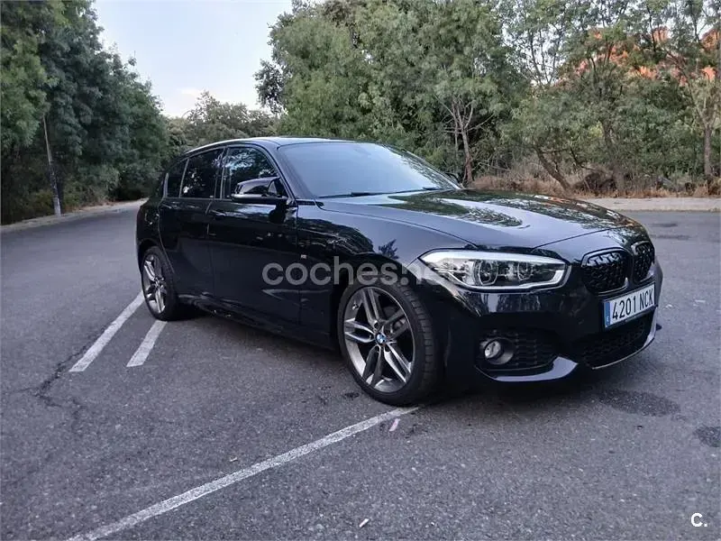Usado BMW 118 Comfort Edition 143 CV (105 kW) 2016 Negro Utilitario