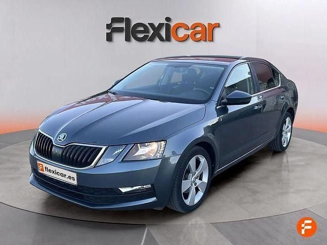 Usado Skoda Octavia Style 115 CV (84 kW) 2019 Gris