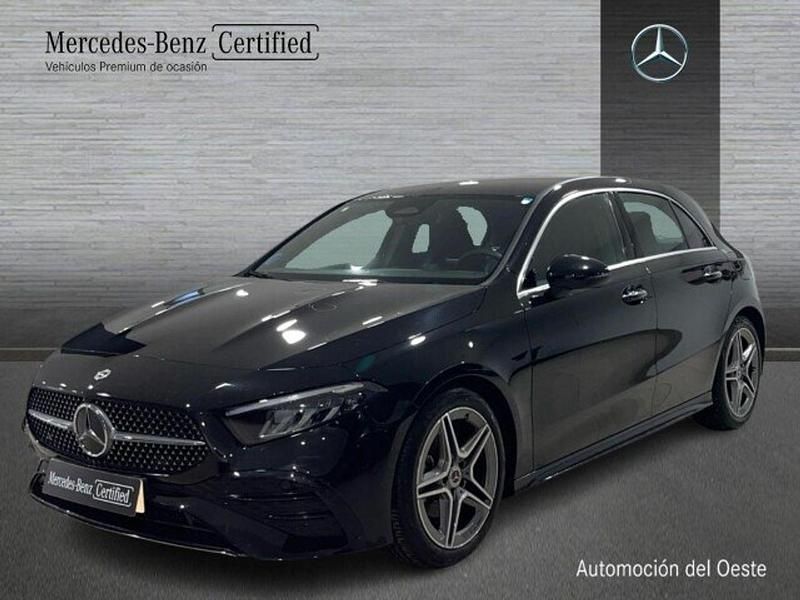 Usado Mercedes A180 AMG line 136 CV (100 kW) 2025 Negro