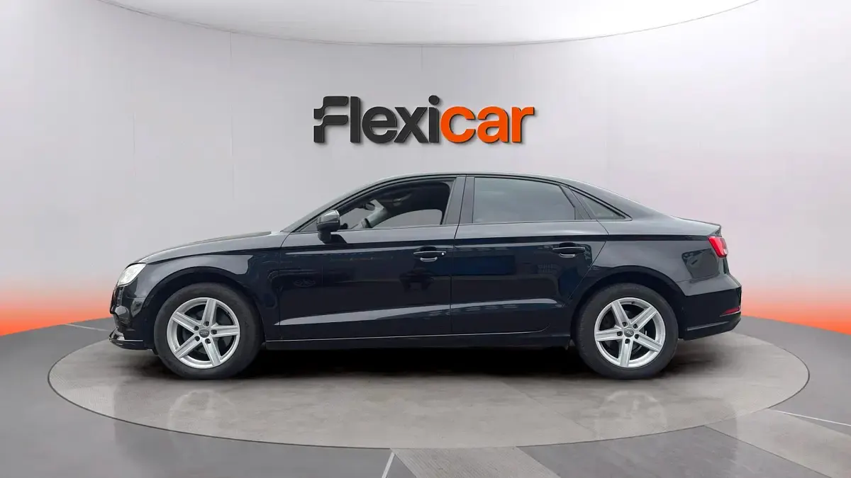 Usado Audi A3 Premium 116 CV (85 kW) 2018 Negro Berlina
