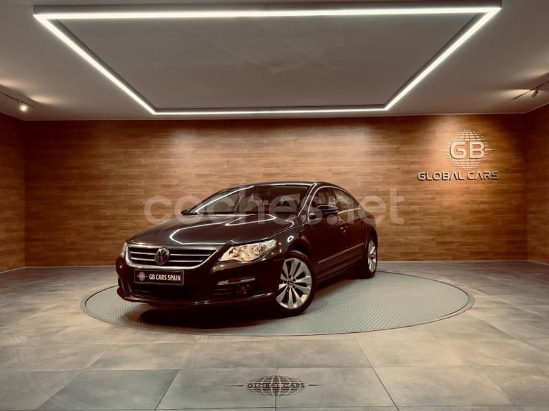 Usado VW Passat Advance 140 CV (102 kW) 2011 Gris / plata Berlina