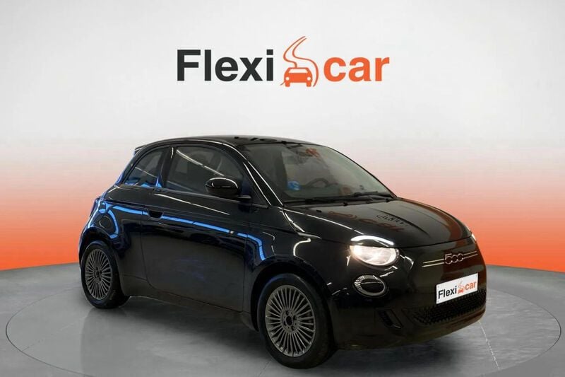 Negro Usado 2022 Fiat 500e Action Berlina | 14.990 € (Un poco caro) - Imagen 1/4