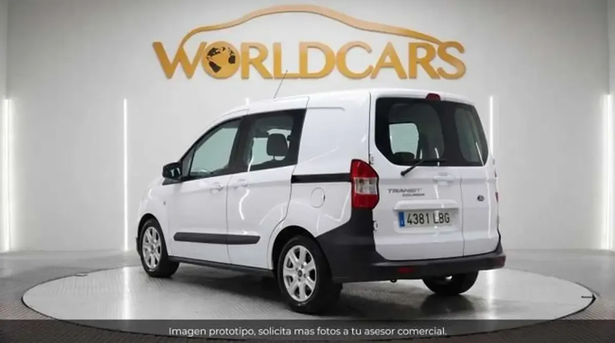 Usado Ford Transit Trend 75 CV (55 kW) 2019 Blanco Familiar
