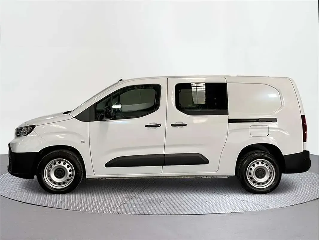 Usado Toyota Proace City City 102 CV (75 kW) 2025 Monovolumen