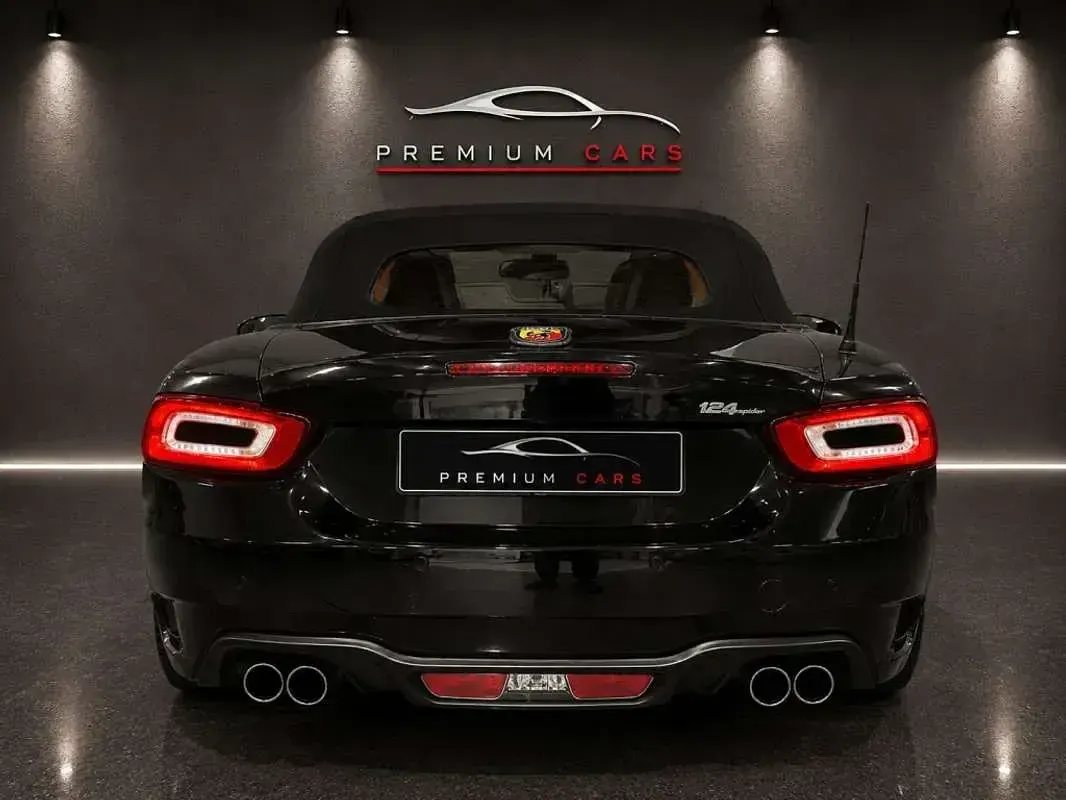 Usado Abarth 124 Spider 170 CV (125 kW) 2017 Negro Descapotable